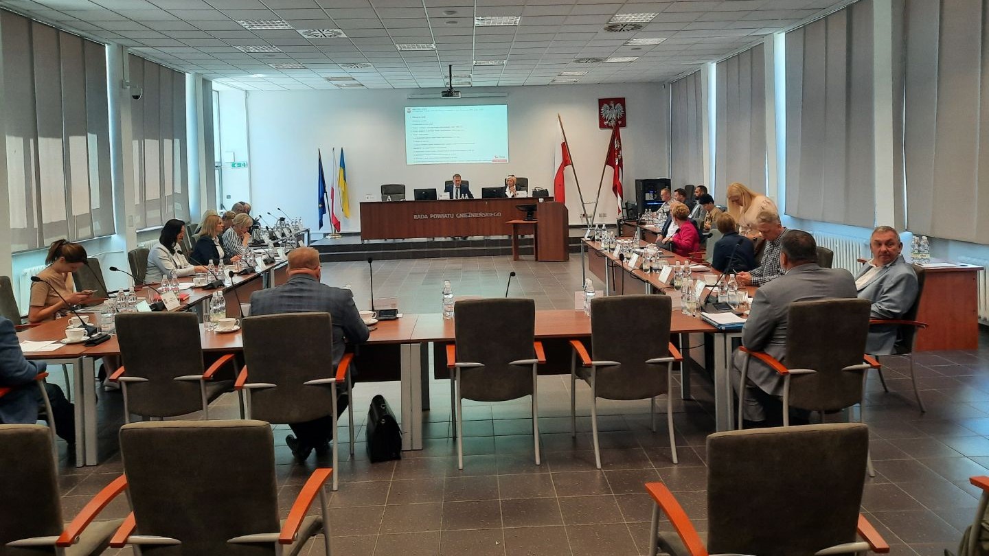 powiat gniezno absolutorium - Rafał Muniak - Radio Poznań