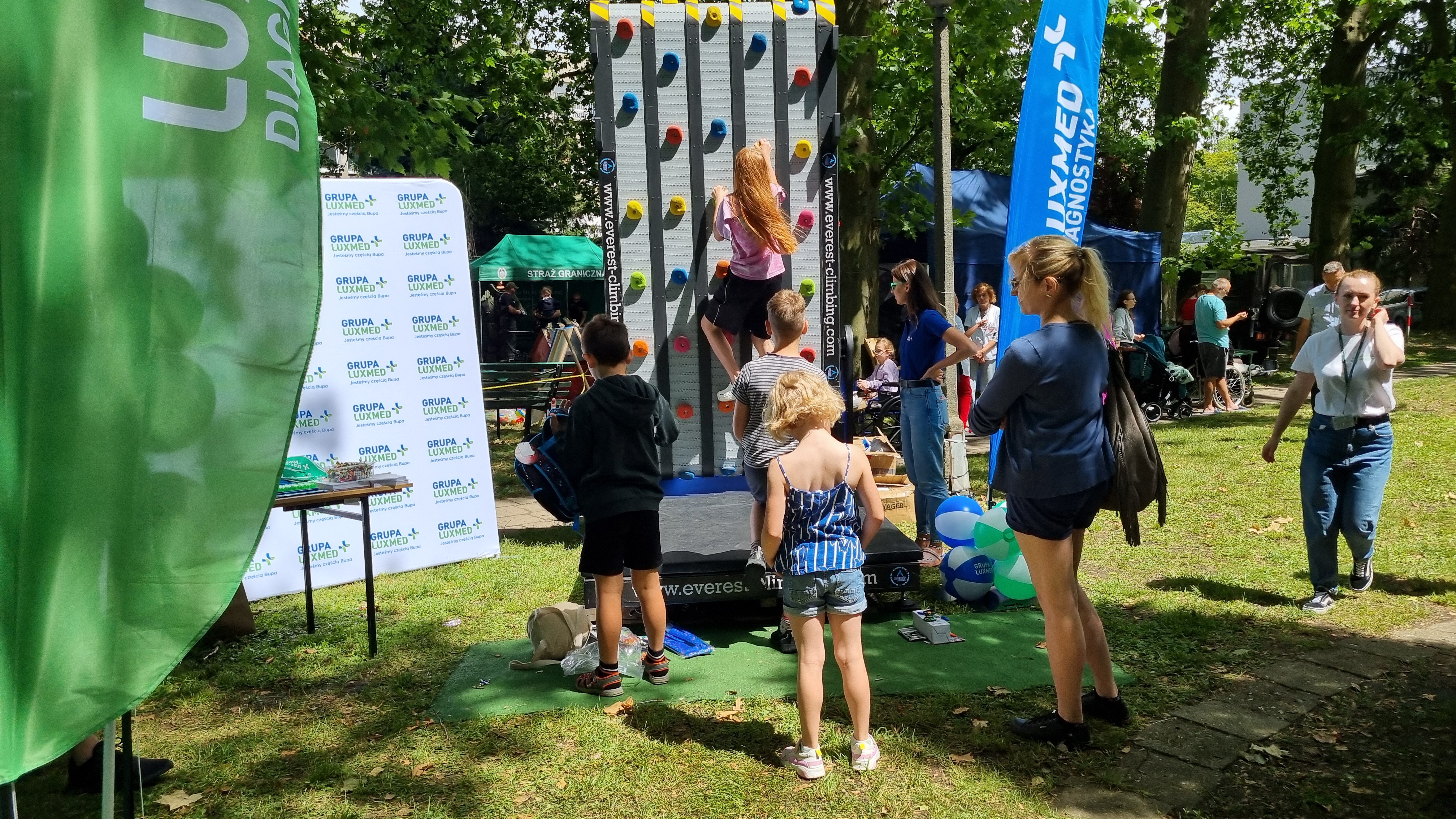 wady postawy piknik - Magda Konieczna