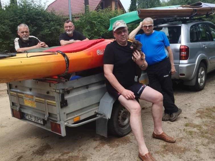 przepłyną kajakami polskę wszerz marek śmigaj  - Organizatorzy akcji 