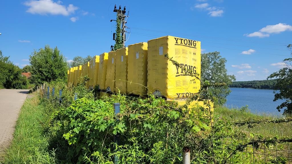 plaża baranowo zasłonięta barykada kaskada jezioro kierskie - Krzysztof Polasik - Radio Poznań