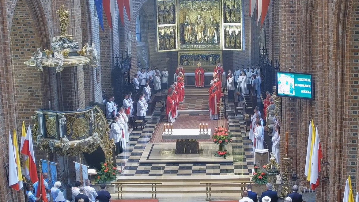 Katedra Poznańska msza święta imieniny poznania - Screen YT: Katedra Poznańska