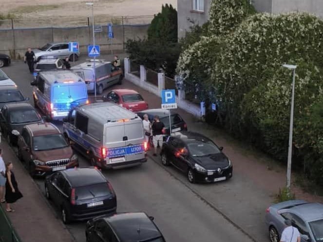 "Western" zabarykadował się w mieszkaniu - ig: poznan_moment