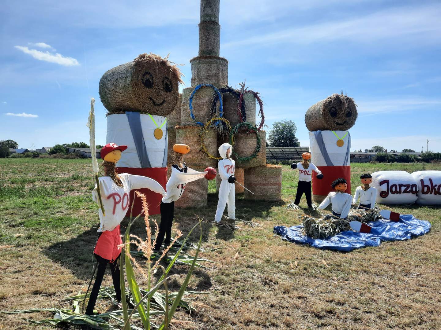 Dożynki w Jarząbkowie: Olimpijska wioska i słomiani medaliści - Rafał Muniak - Radio Poznań