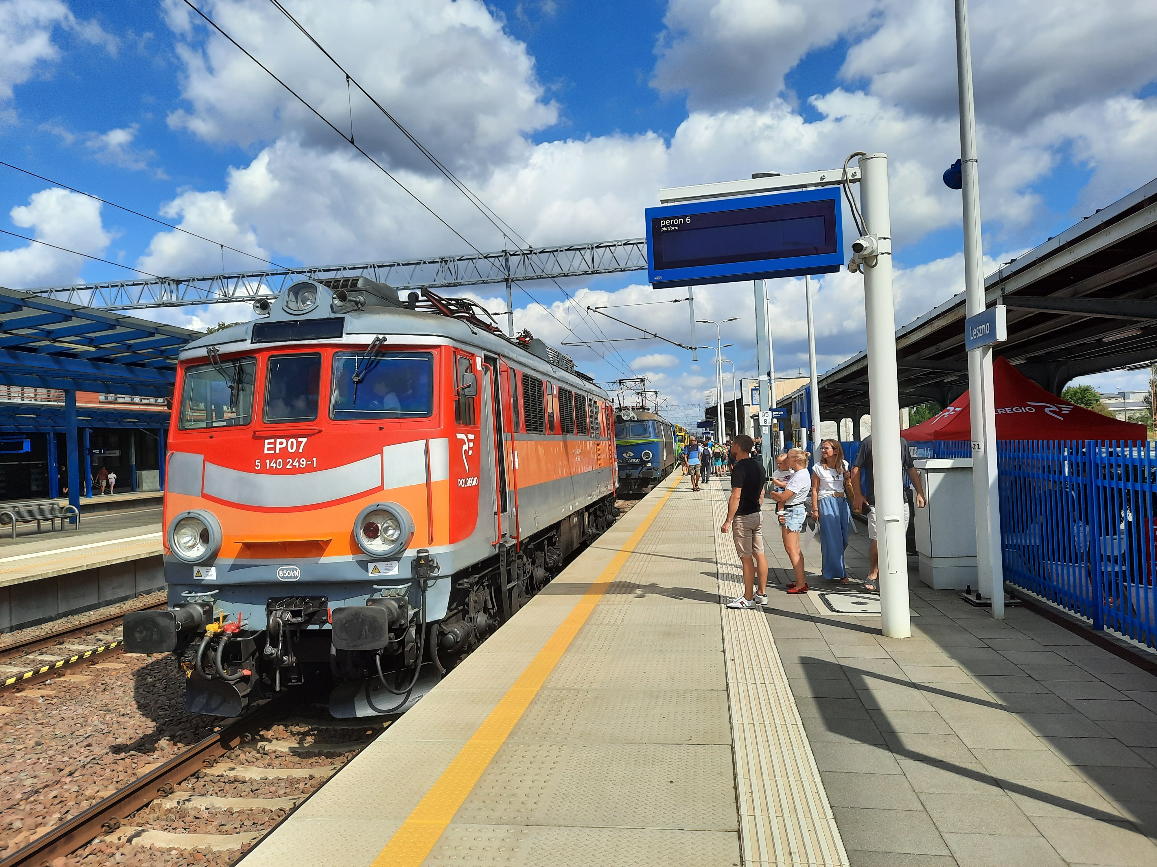 Dworzec kolejowy w Lesznie - Jacek Marciniak - Radio Poznań