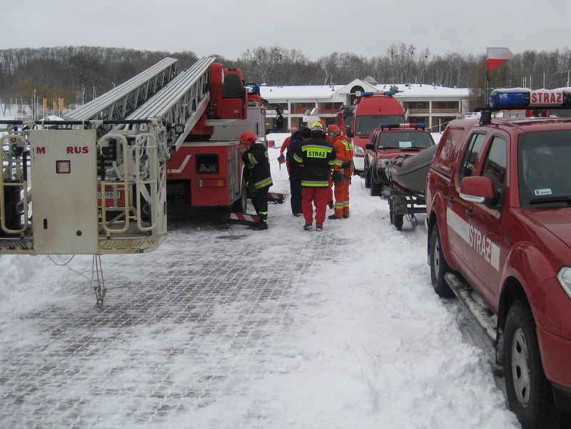 Ćwiczenia strażaków na lodzie - Malta - Wojciech Chmielewski - Radio Merkury