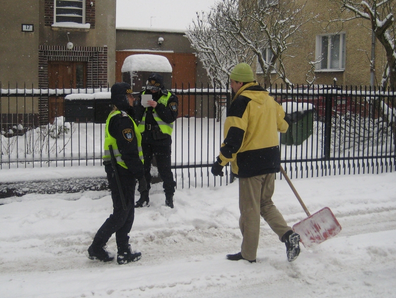 Strażnicy miejscy - odśnieżanie - Jacek Butlewski