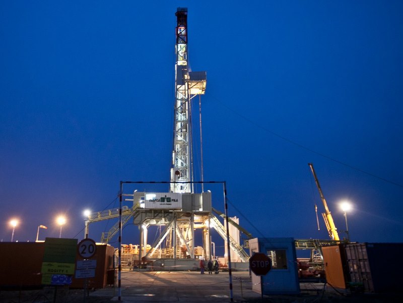 Szyb wiertniczy, testowy, gaz łupkowy - Nafta Piła