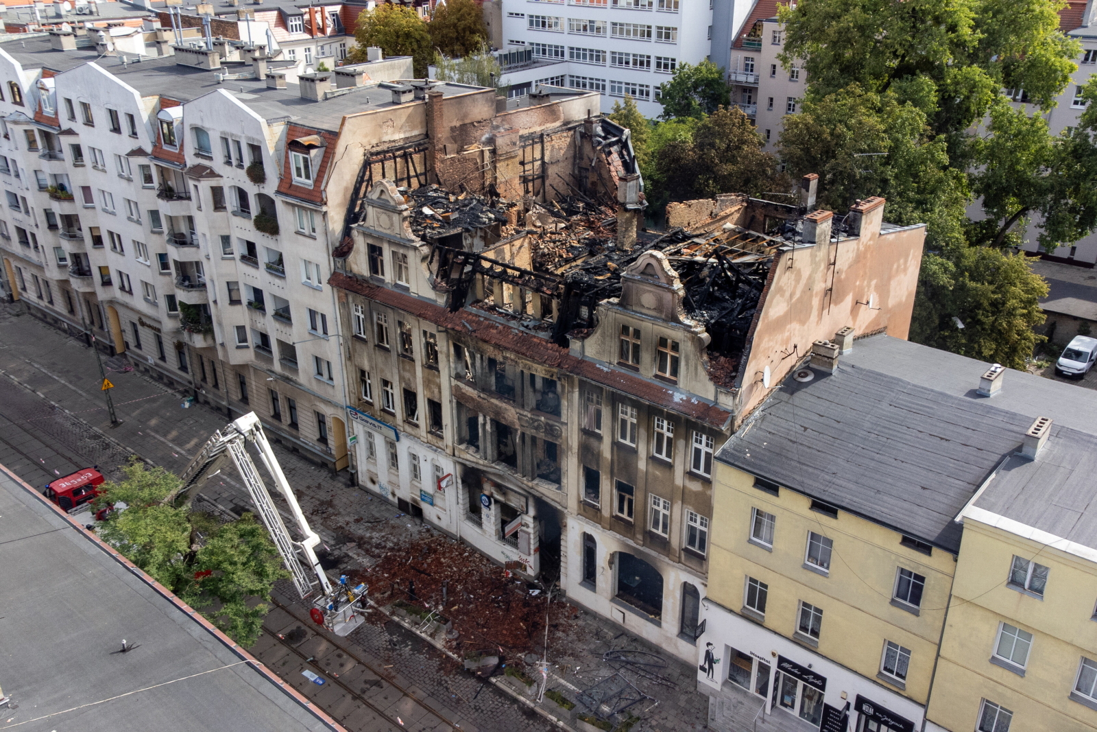 Pożar kamienicy kraszewskiego konferencja - PAP/Jakub Kaczmarczyk 