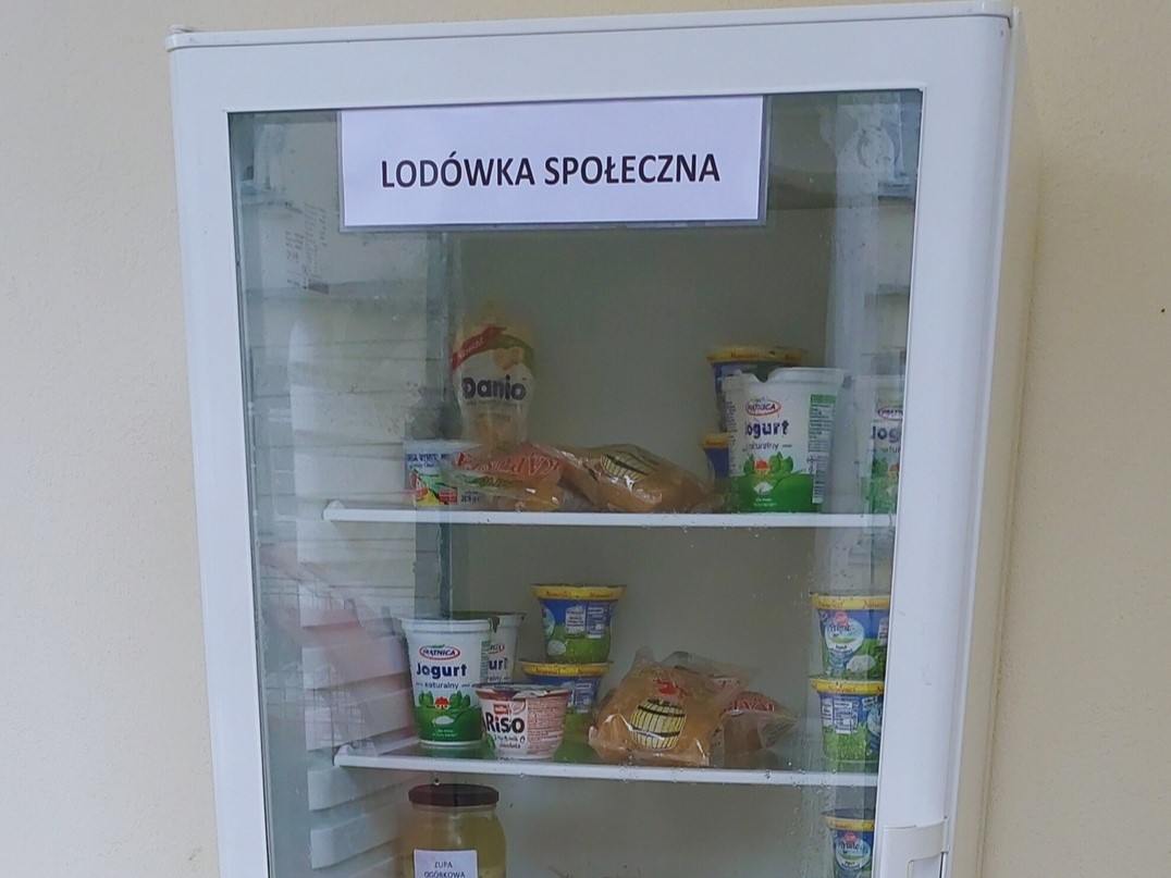 lodówka społeczna Gniezno - PCPR Gniezno