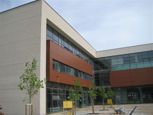 Budynek UAM w Pile - Wiesława Pinkowska