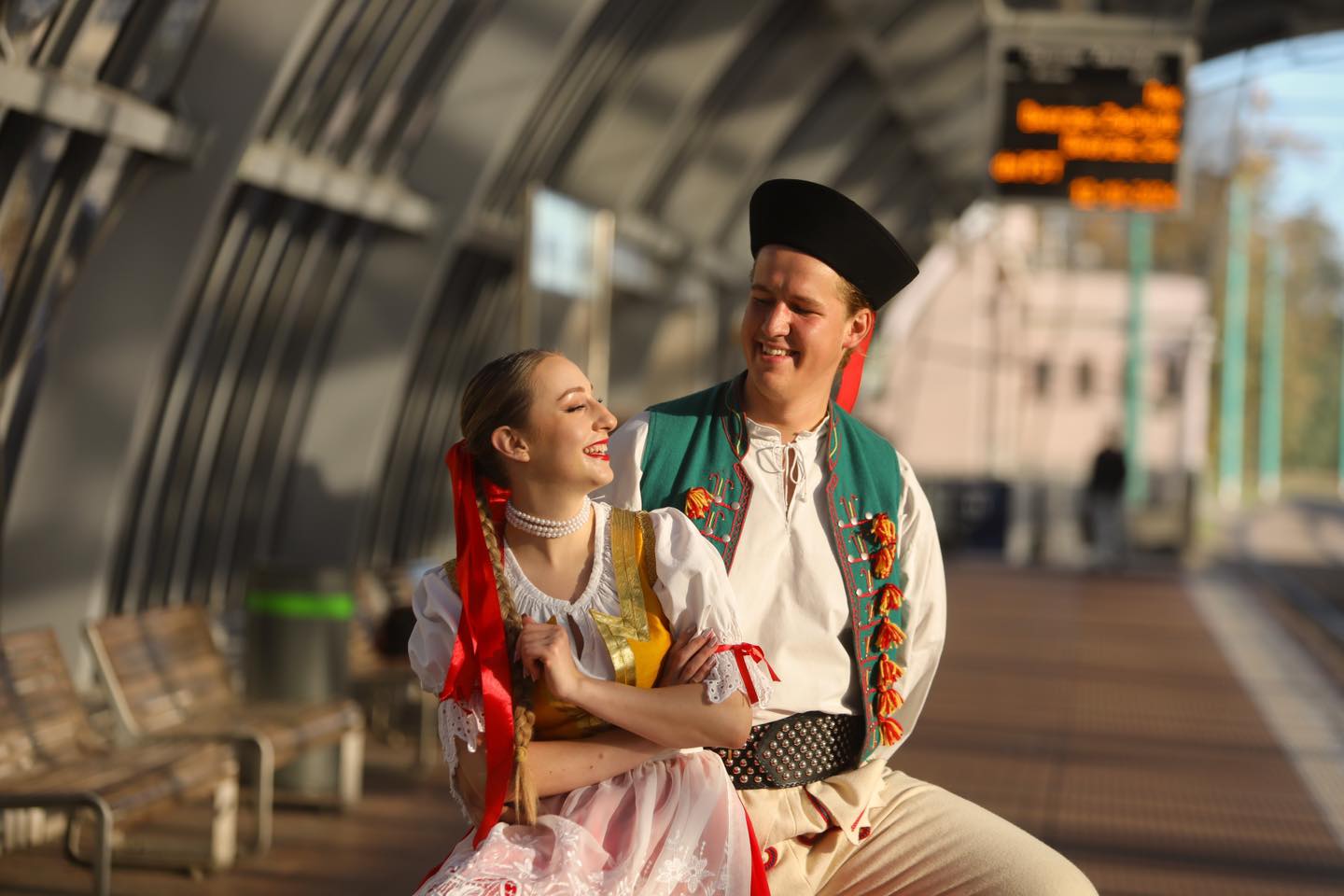 łany zespół - Zespół Pieśni i Tańca ŁANY / The Folk Song and Dance Ensemble LANY - Facebook