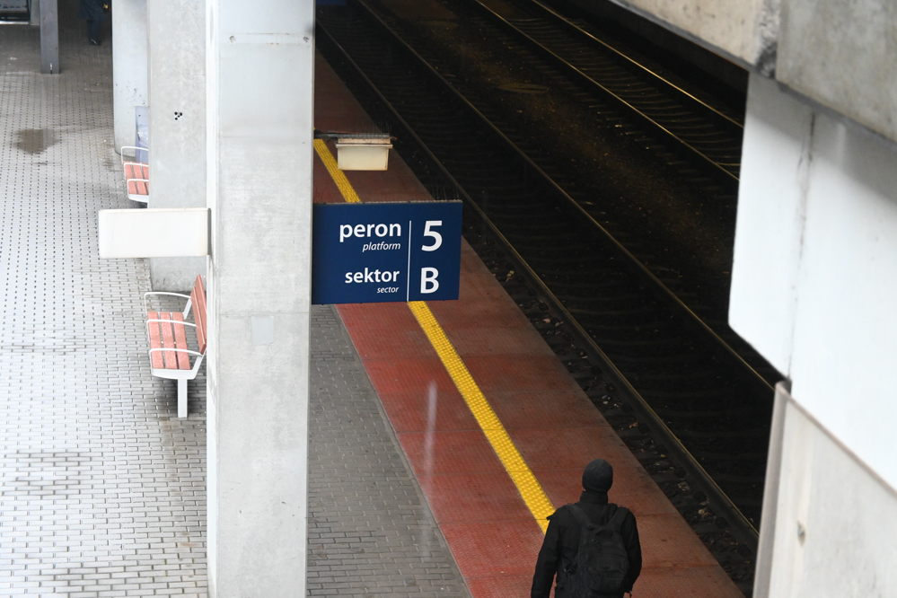 perony pkp dworzec poznań główny - Leon Bielewicz - Radio Poznań