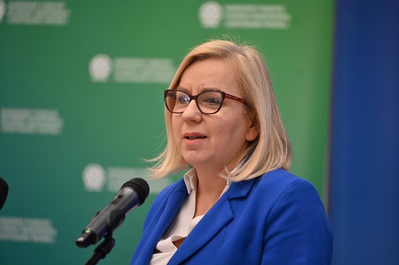 hennig kloska autobusy kpo rusiecki - Wojtek Wardejn - Radio Poznań