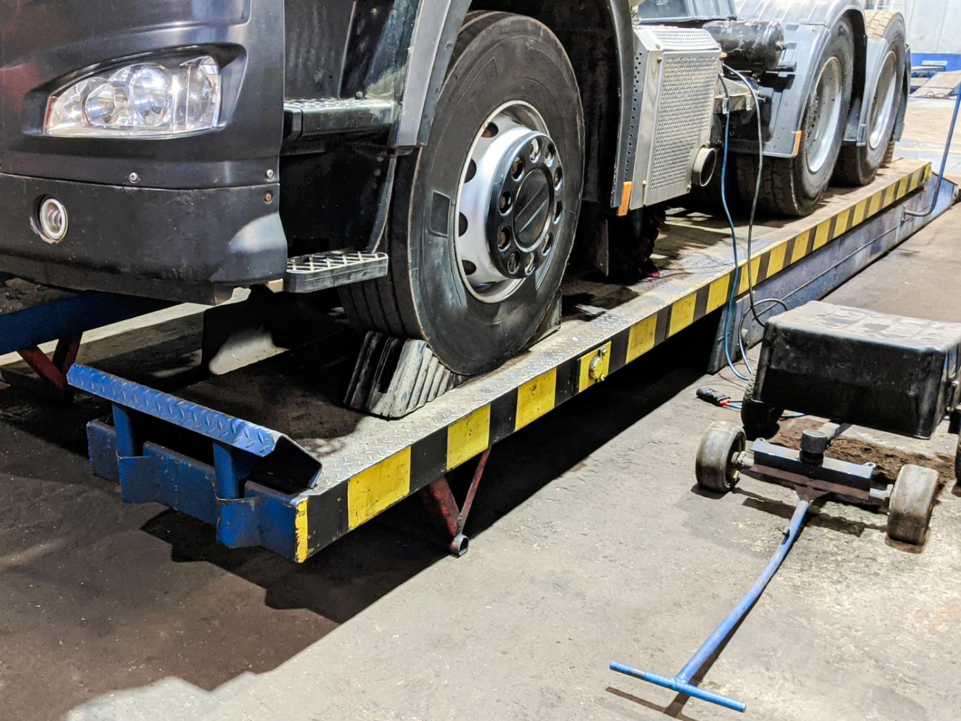 12 (2) - Sponsorowane