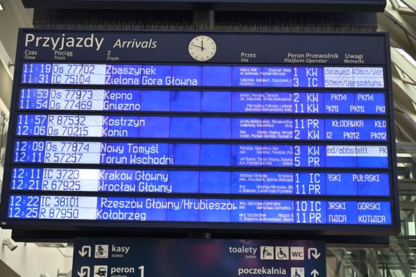 pkp kolej dworzec - Wojtek Wardejn - Radio Poznań