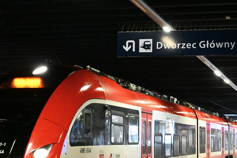 koleje wielkopolskie pociąg - Eliza Hajdenrajch - Radio Poznań