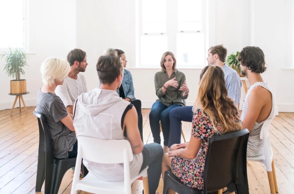 grupa wsparcia - HRAUN/Canva