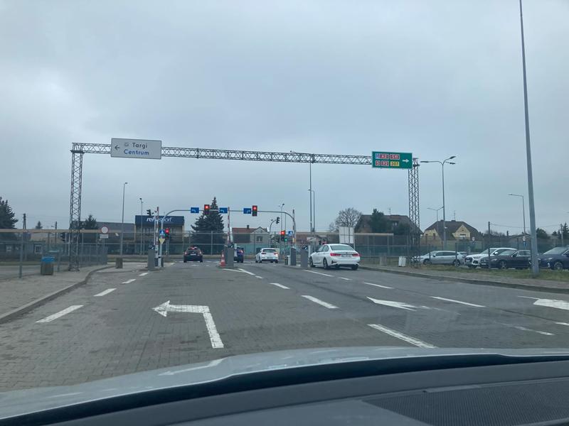 ławica lotnisko parking - Adam Michalkiewicz - Radio Poznań