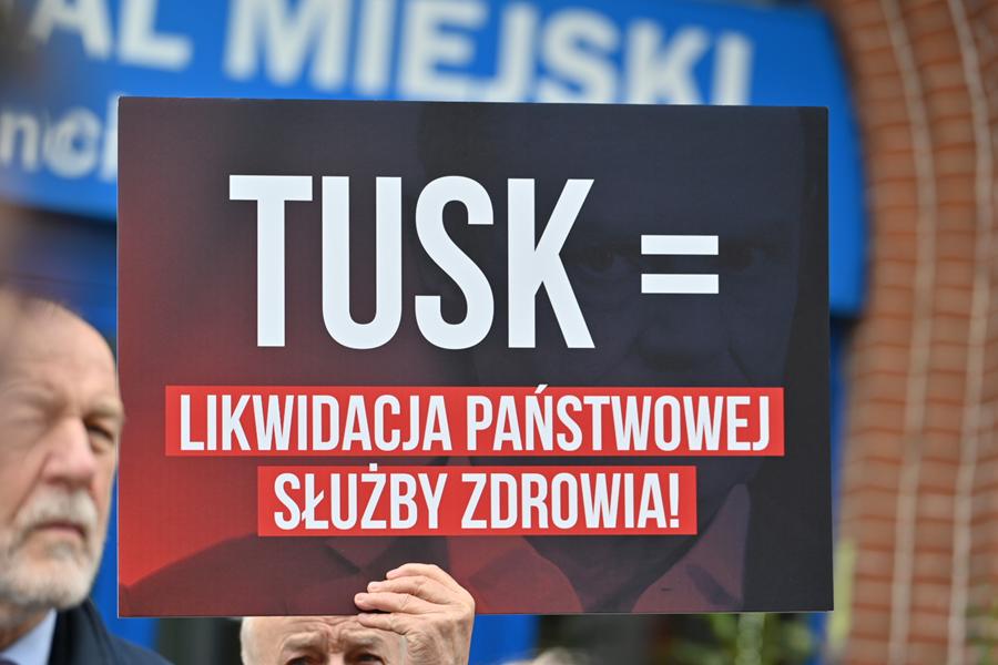 wróblewski pis konferencja służba zdrowia - Wojtek Wardejn - Radio Poznań