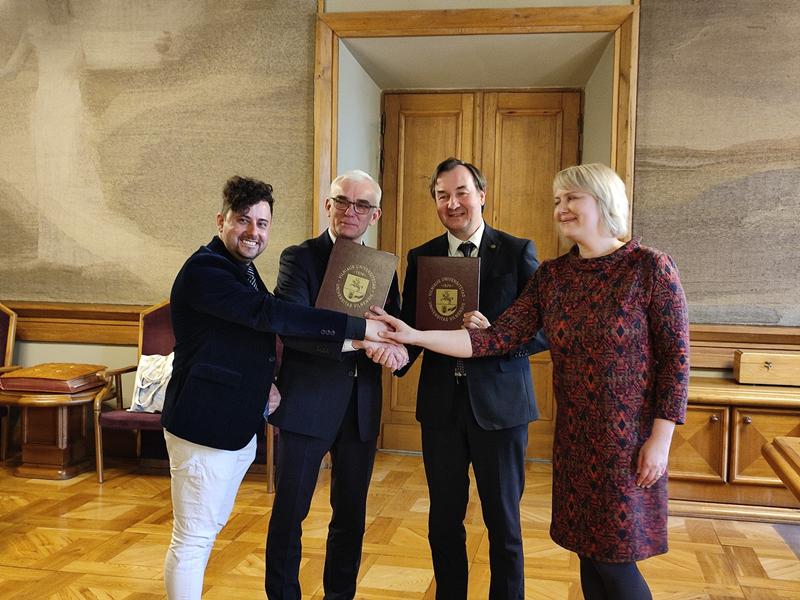 śmiełów umowa mickiewicz - FB Muzeum Adama Mickiewicza w Śmiełowie