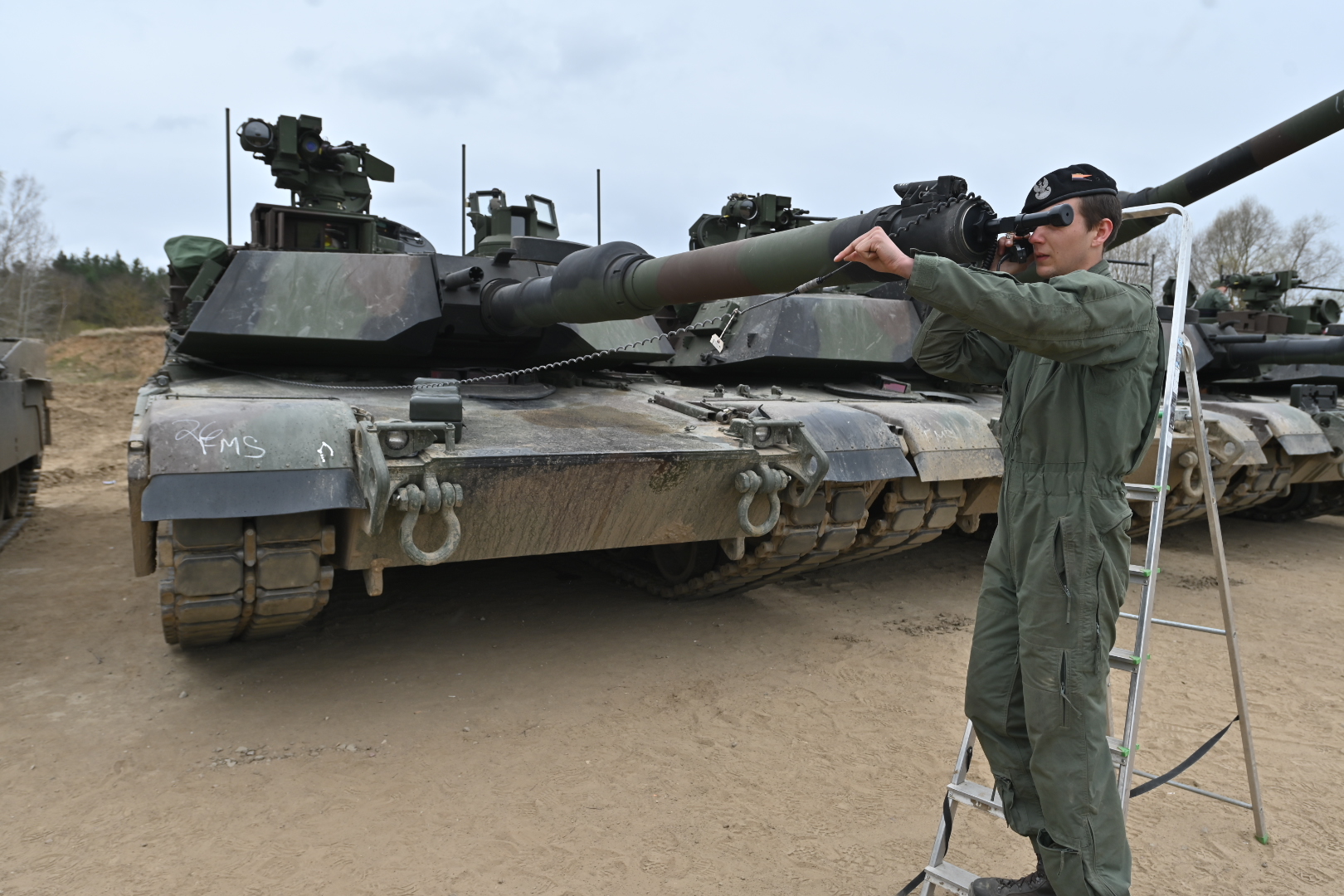 abrams poligon w biedrusku  - Wojtek Wardejn - Radio Poznań