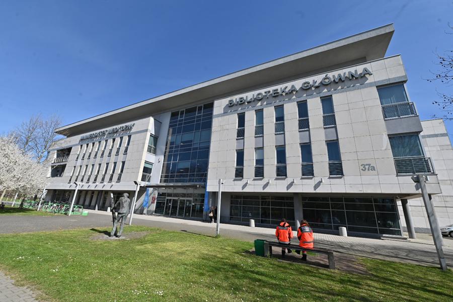 uniwersytet medyczny biblioteka - Wojtek Wardejn - Radio Poznań