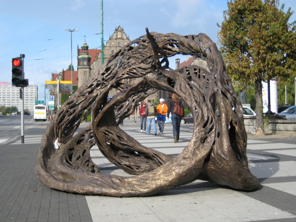 rzezba_triennale - Archiwum Radia Merkury