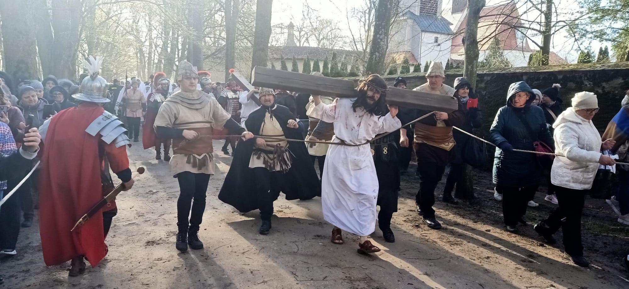 Sanktuarium Maryjne w Górce Klasztornej - Sanktuarium Maryjne w Górce Klasztornej