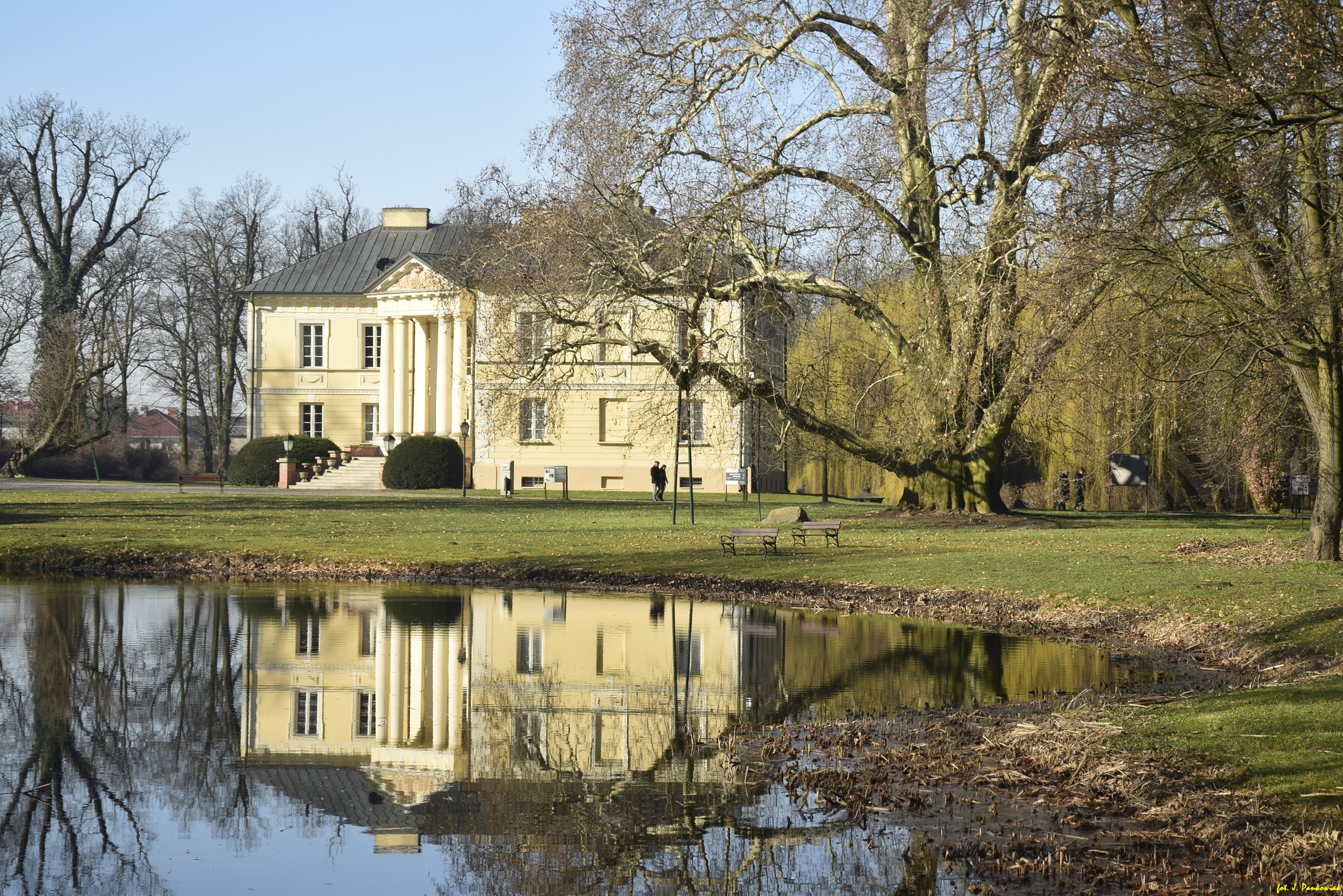 Muzeum Ziemiaństwa w Dobrzycy - Muzeum Ziemiaństwa w Dobrzycy