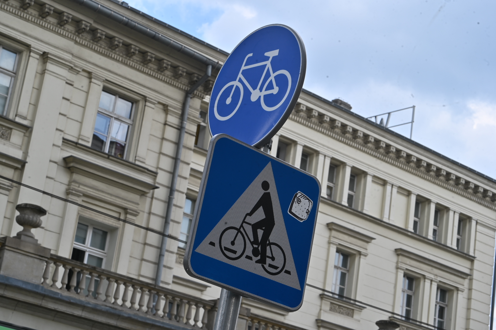 rowery znak rowery przejazd dla rowerów  - Wojtek Wardejn - Radio Poznań