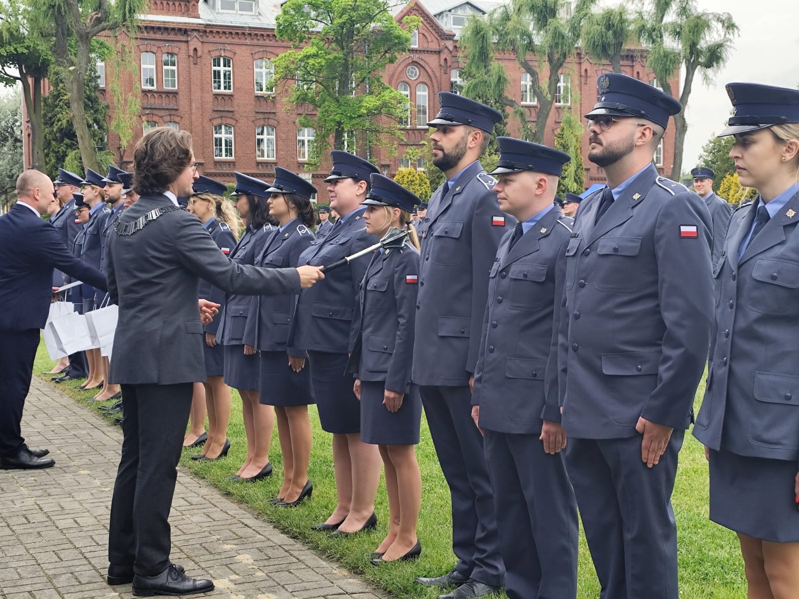 oficerzy - Danuta Synkiewicz - Radio Poznań