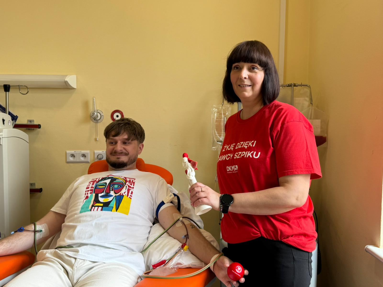 Adrian Kiedrowicz oddaje szpik dkms - Fundacja DKMS