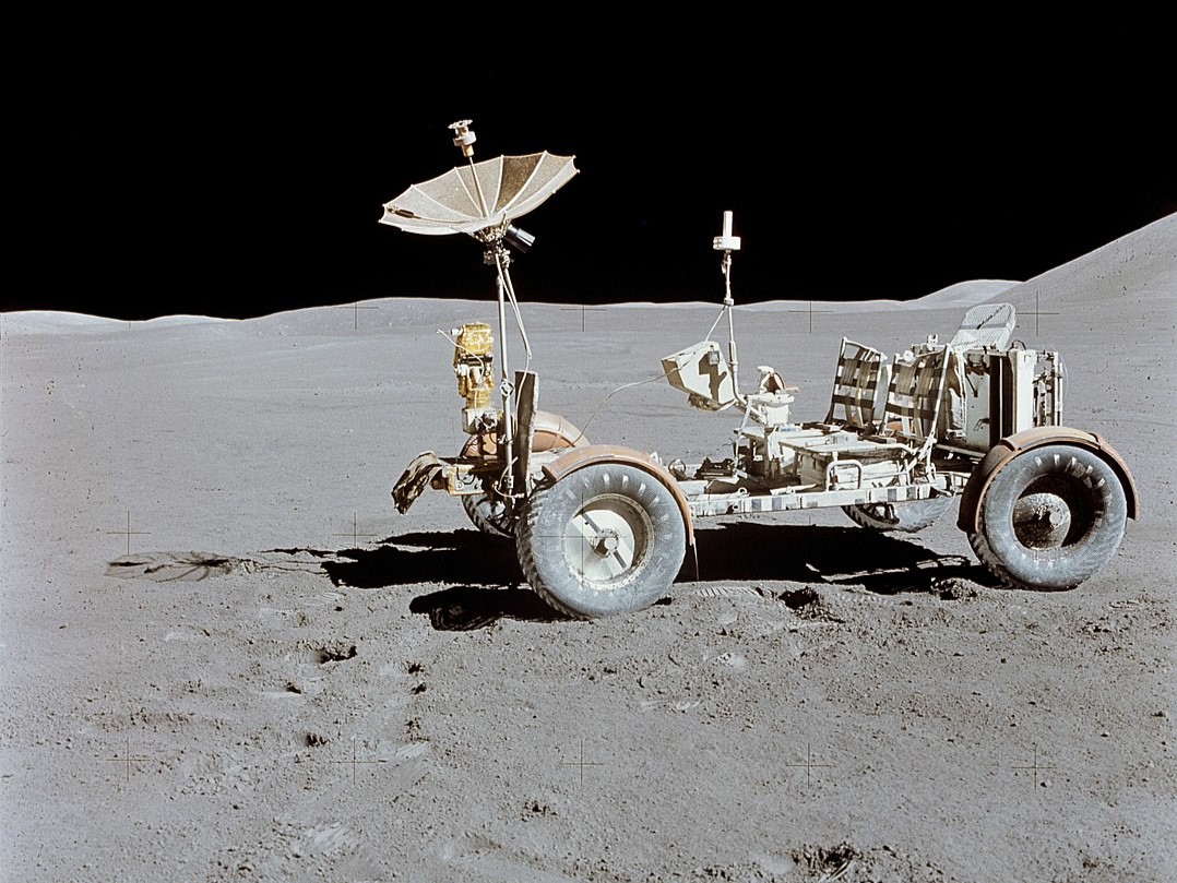 pojazd łazik księżycowy mieczysław bekker konin - Dave Scott - NASA