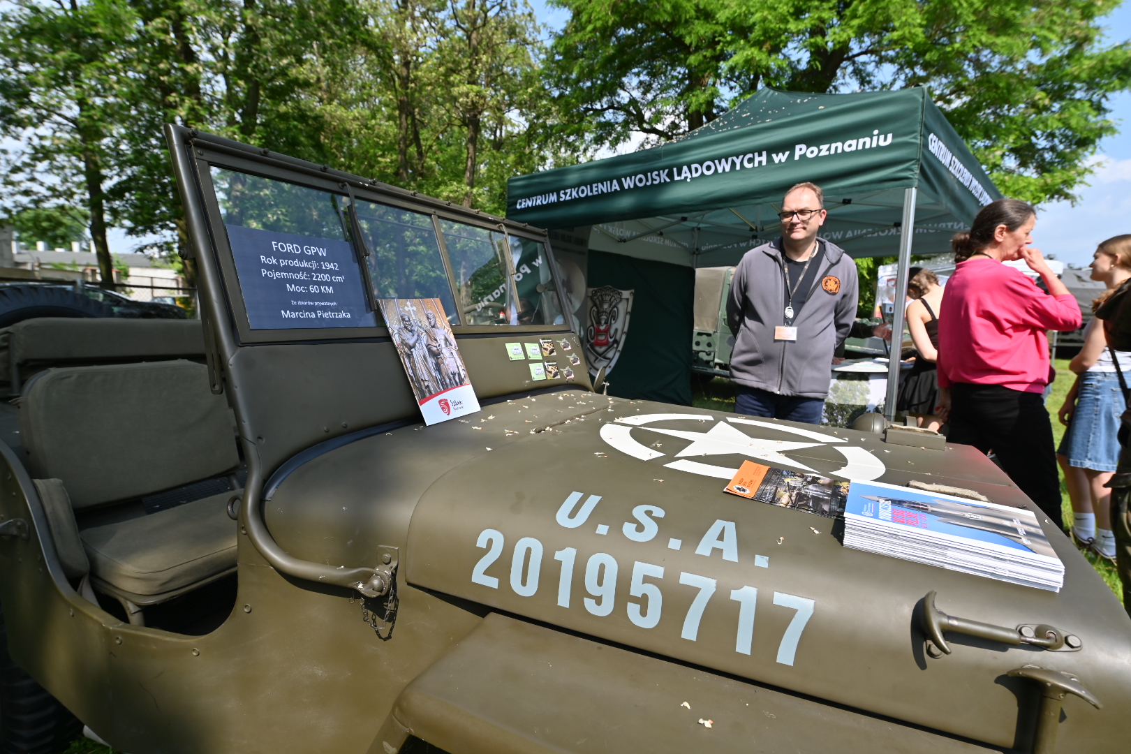 urodziny sklepu agencji mienia wojskowego  - Wojtek Wardejn - Radio Poznań