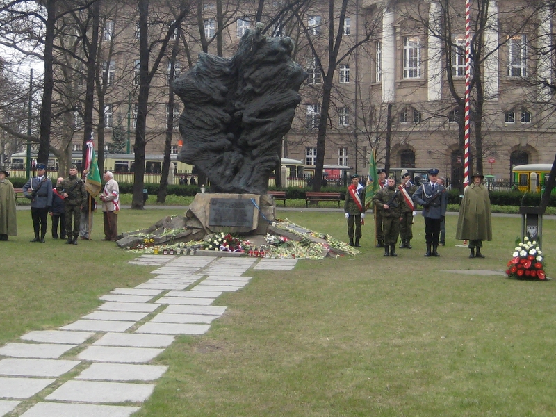 Obchody rocznicy Zbrodni Katyńskiej 2012 - Jacek Kosiak