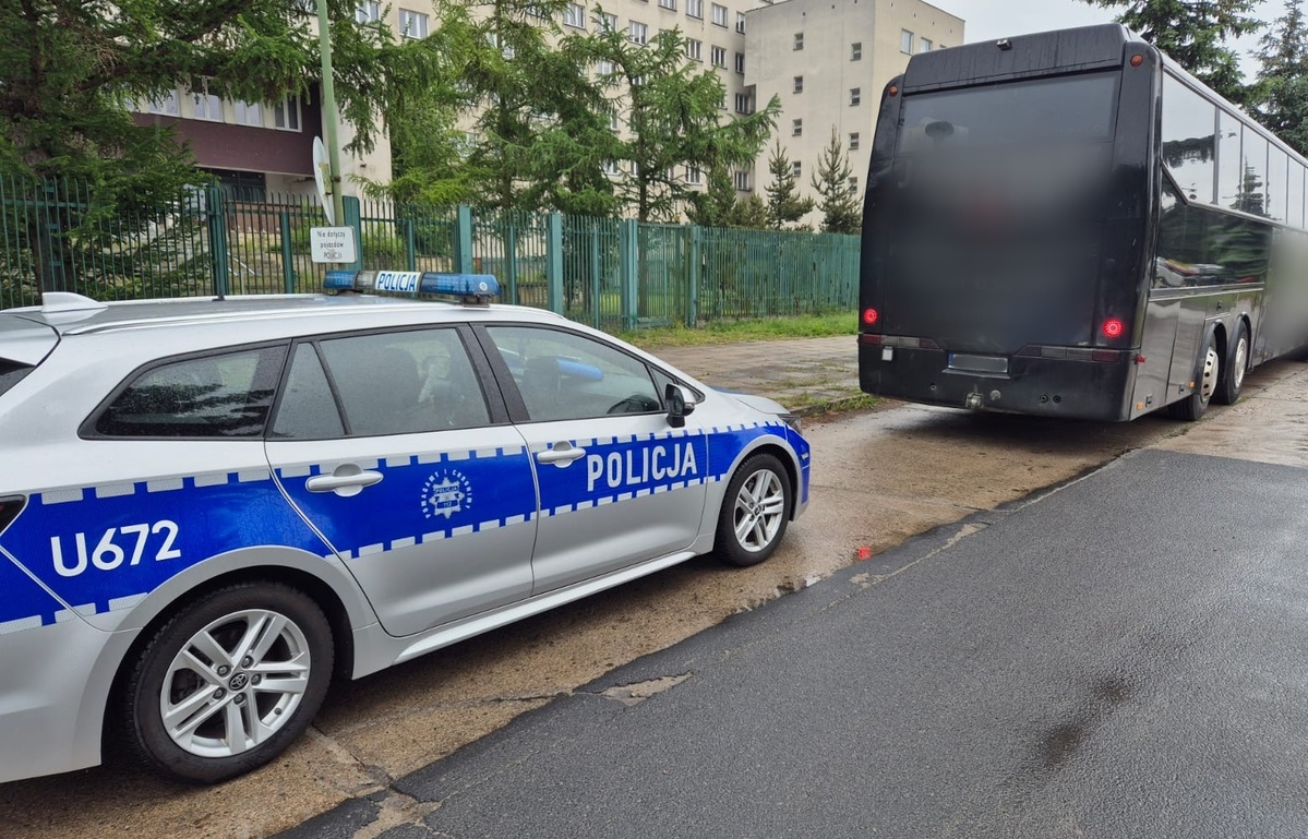 detal policja autobus - pila.policja.gov.pl