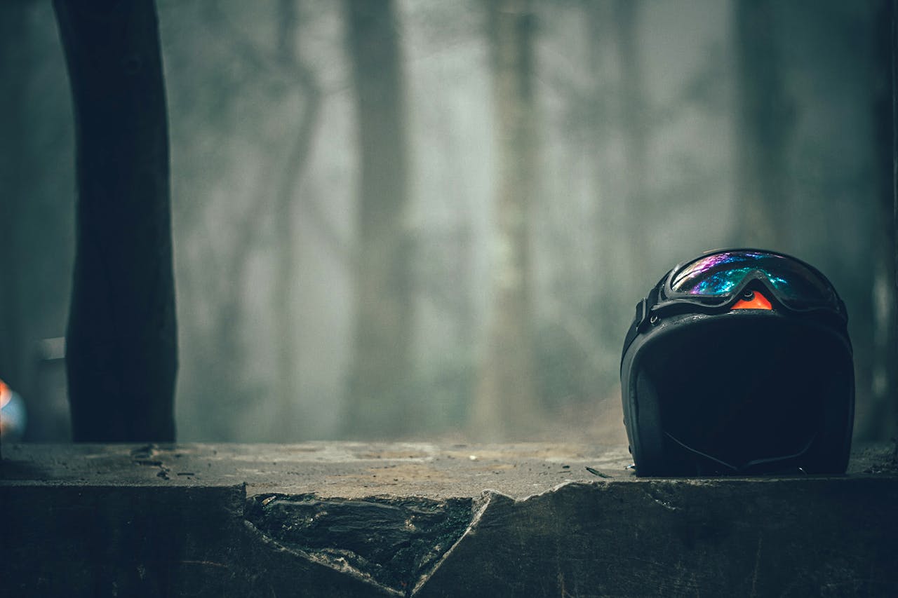 wypadek moto kask - Mixu - Pexels