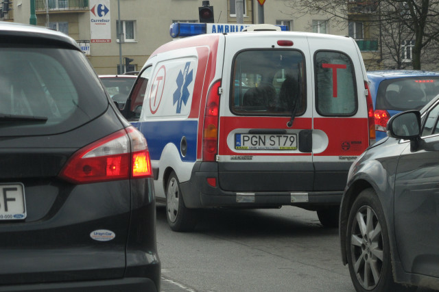 ambulals pogotowie 1 - TomFoto