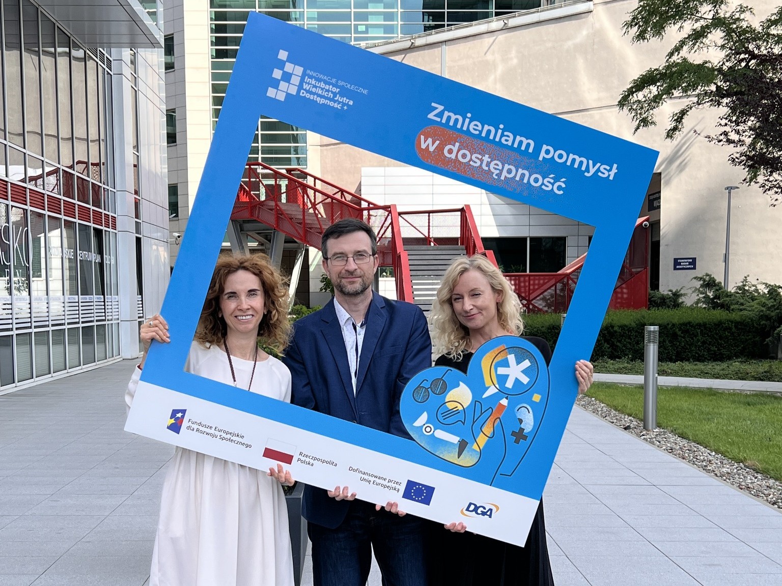 Fundacja Malinowy Gest  - Fundacja Malinowy Gest 