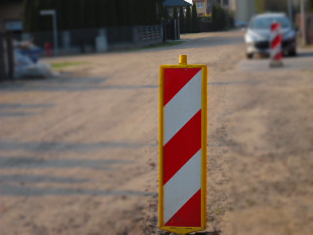 pachołek droga - TomFoto