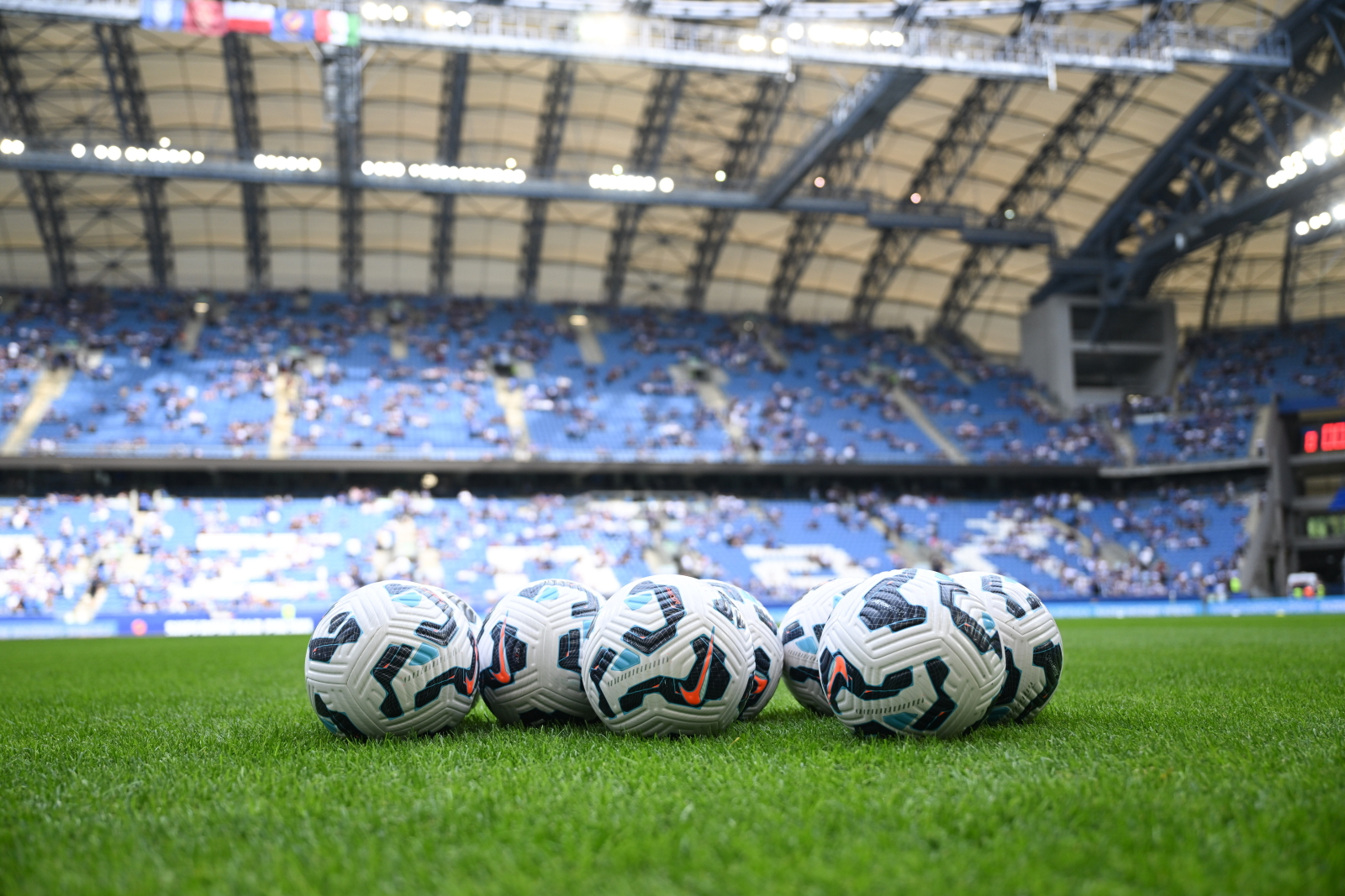 Lech poznań - PAP/Jakub Kaczmarczyk