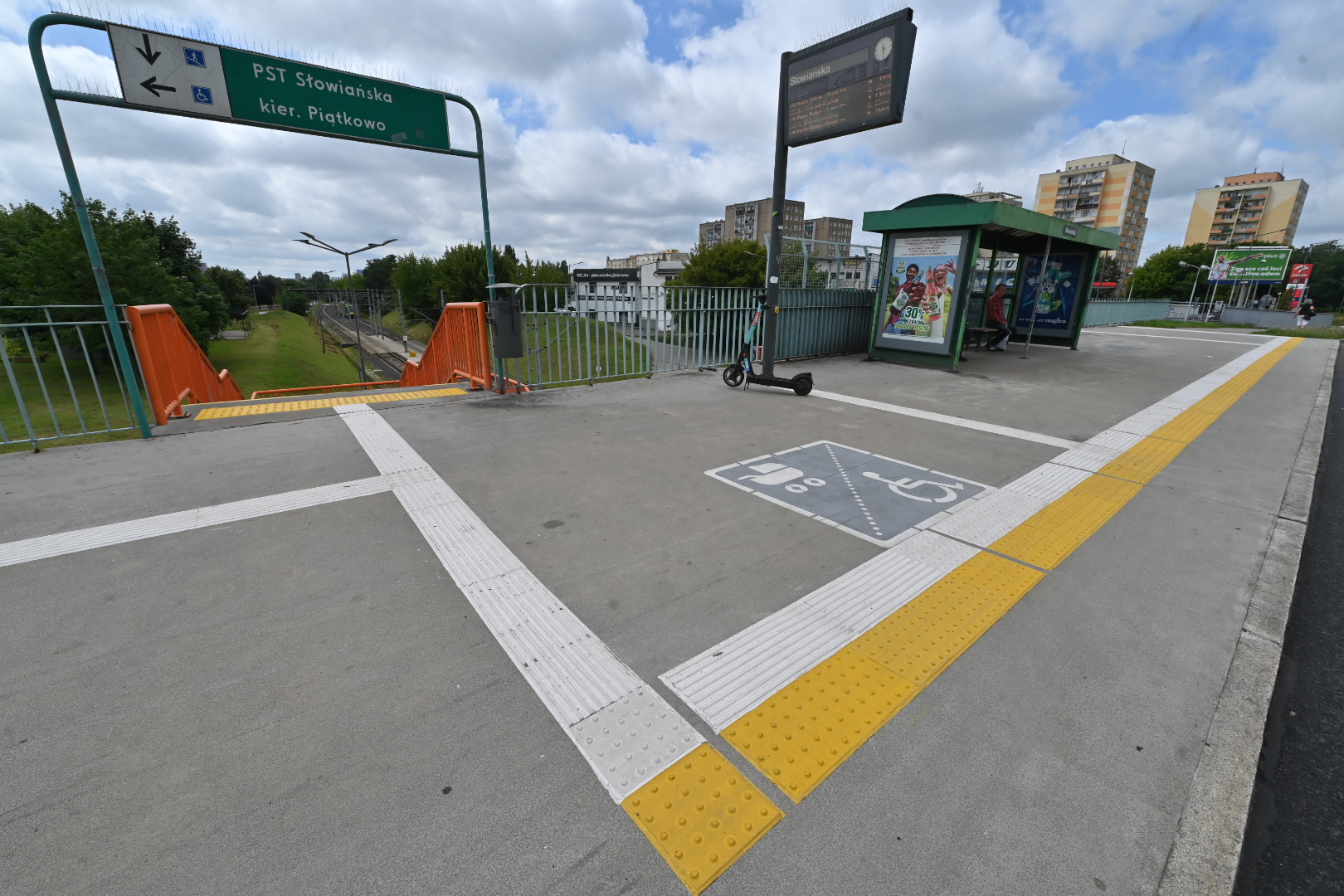 Przystępne przejścia i przystanki - Wojtek Wardejn - Radio Poznań