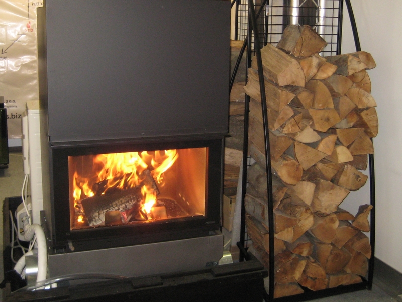 Płonące kominki - targi - Magda Konieczna