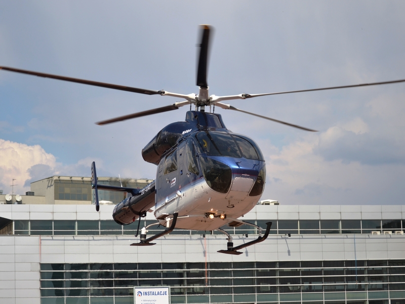 Lądowanie śmigłowca na targach - Jacek Obarski - MTP