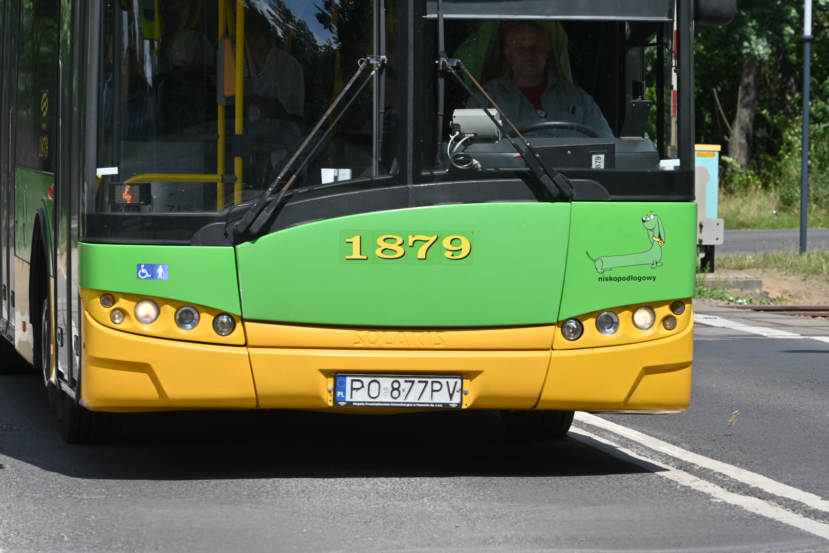 autobus mpk detal - Wojtek Wardejn - Radio Poznań