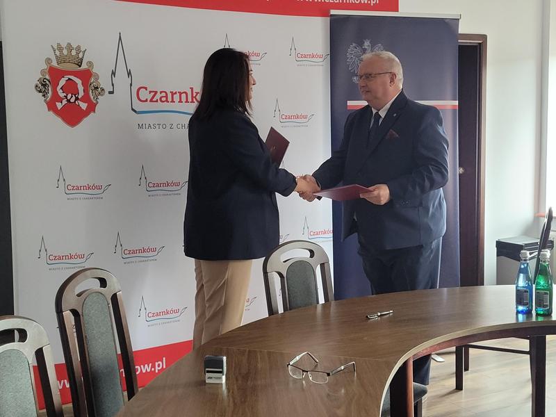 czarnków żłobek umowa - Marek Wolski - Radio Poznań