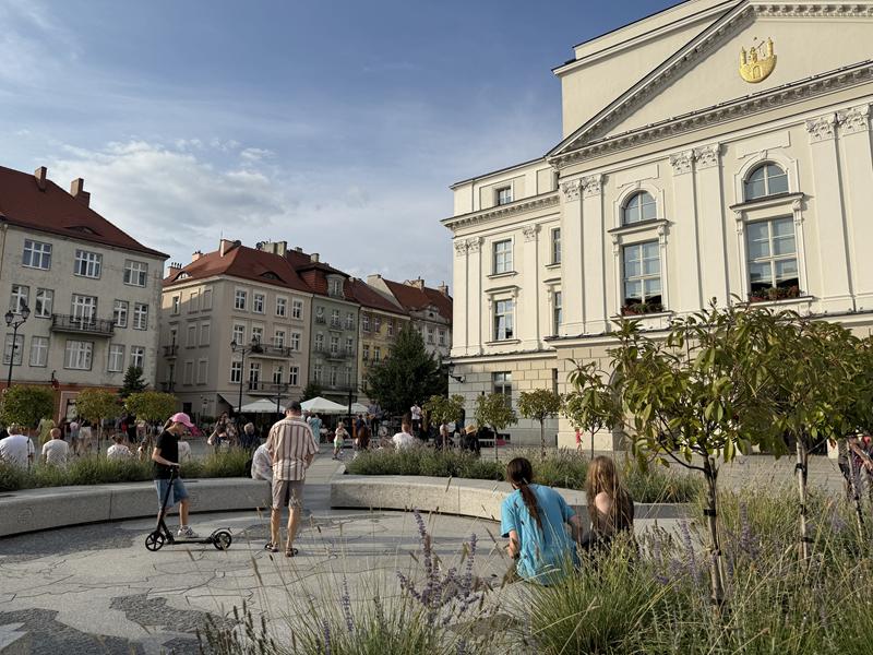 prezydent kalisz urząd miasta ratusz rynek - Alicja Kotewicz - Radio Poznań