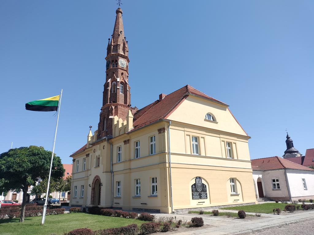 ratusz rawicz sarnowa - Bartłomiej Klupś - Radio Poznań