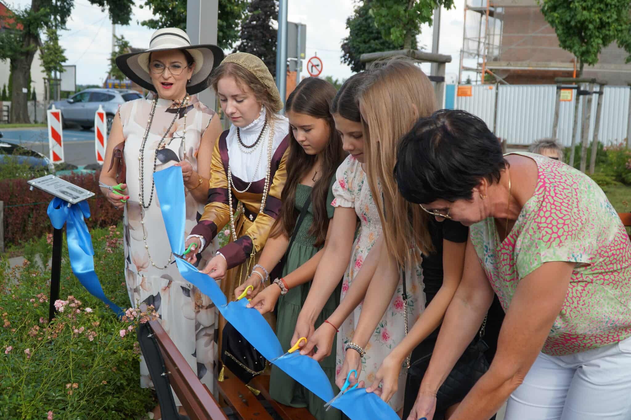 Klub Kobiet Ławka Nr 4 - Klub Kobiet Ławka Nr 4 - Facebook