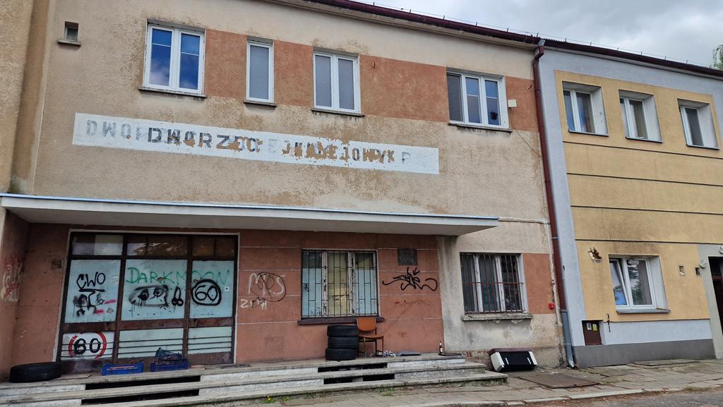 dworzec kolejowy śrem - Grzegorz Ługawiak - Radio Poznań